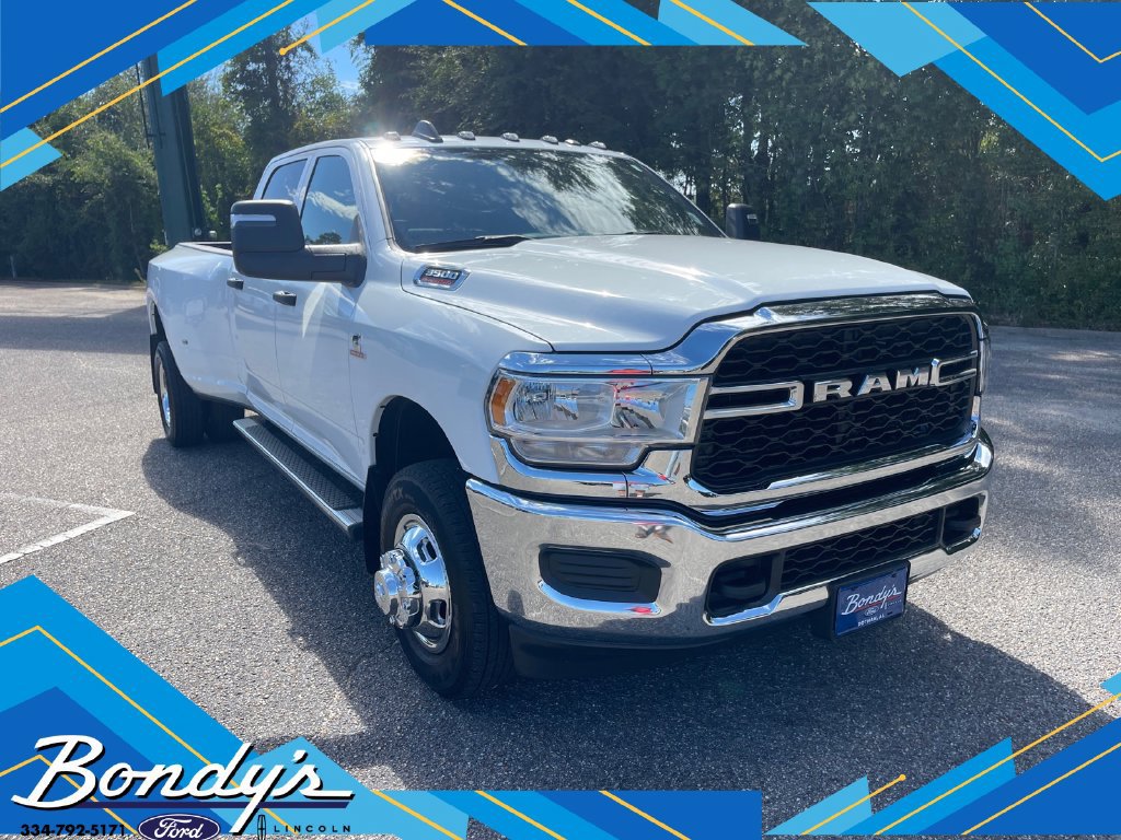 Used 2024 RAM 3500 Tradesman w/ Chrome Appearance Group AWD/4WD image 1