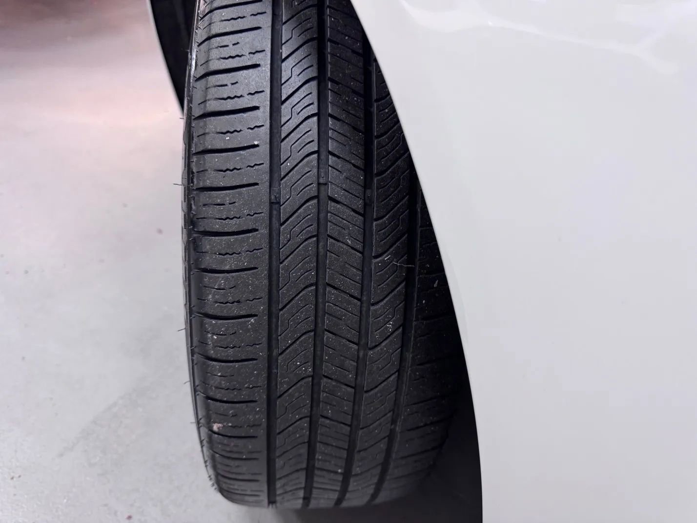 Used 2017 Ford Fiesta SE w/ Equipment Group 201A FWD image 11