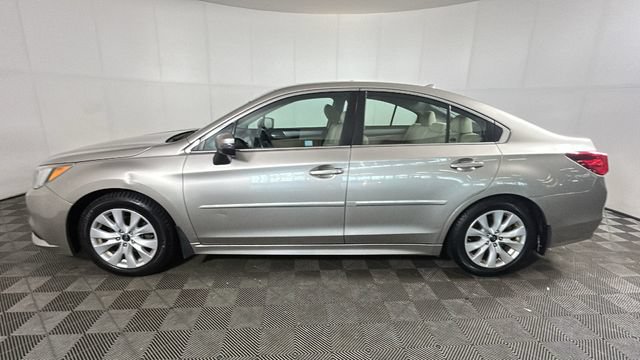 Used 2016 Subaru Legacy 2.5i Premium AWD/4WD image 5