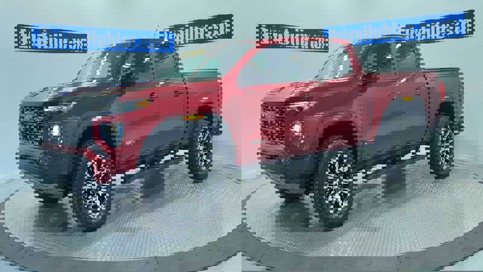 Used 2024 GMC Canyon AT4 w/ AT4 Premium Package image 4