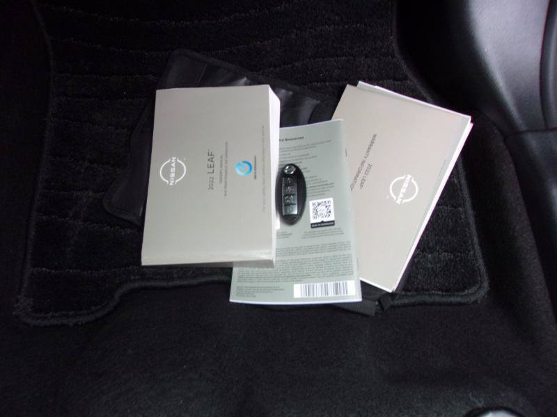 Used 2022 Nissan Leaf S FWD image 31