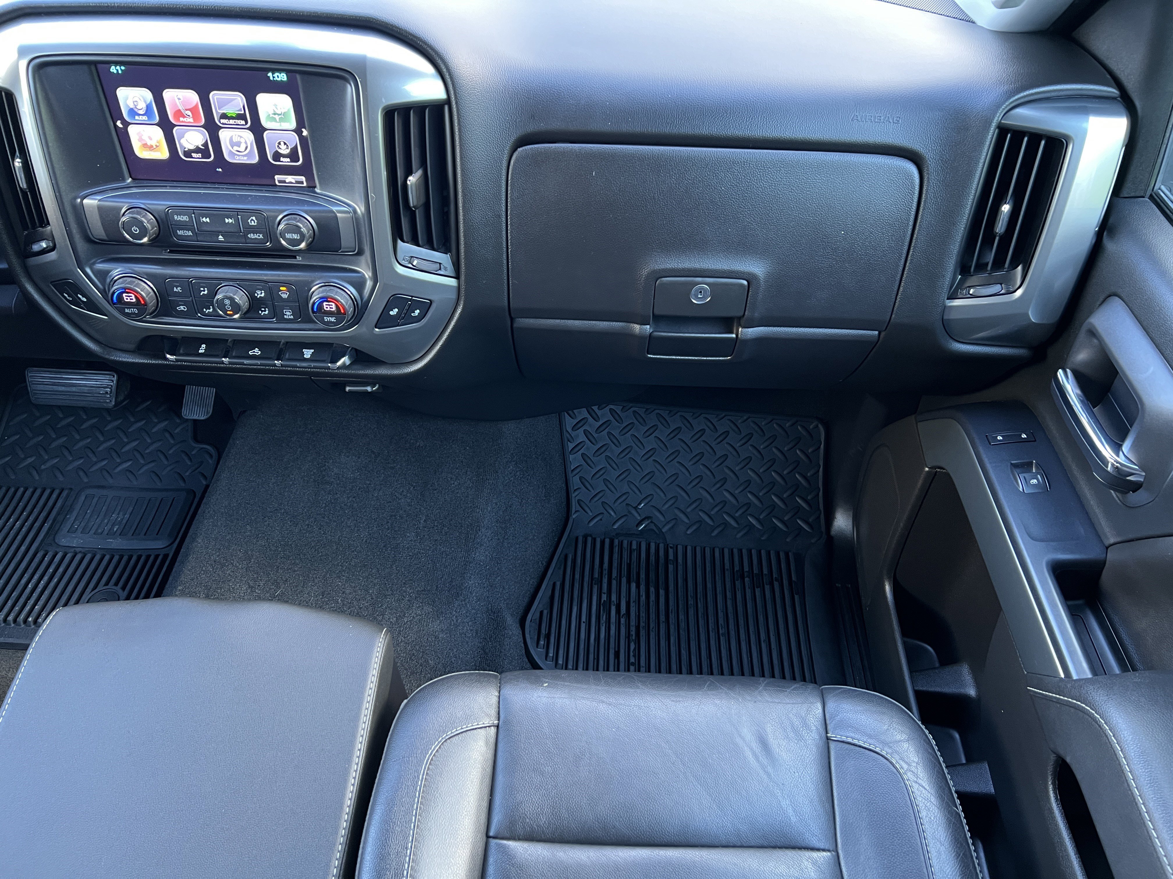 Used 2018 Chevrolet Silverado 3500 LT image 33