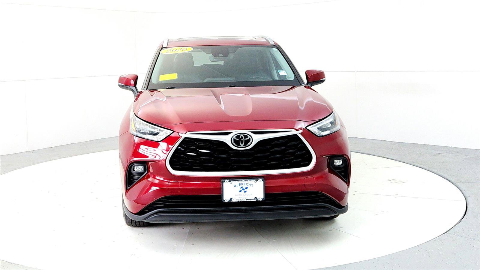 Used 2020 Toyota Highlander XLE image 8
