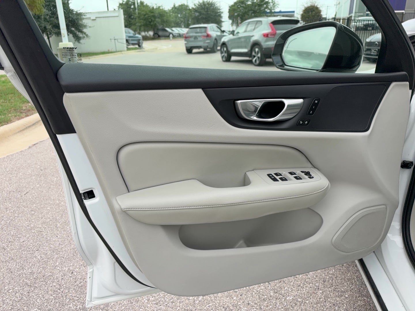 Certified 2024 Volvo S60 B5 Plus FWD image 10