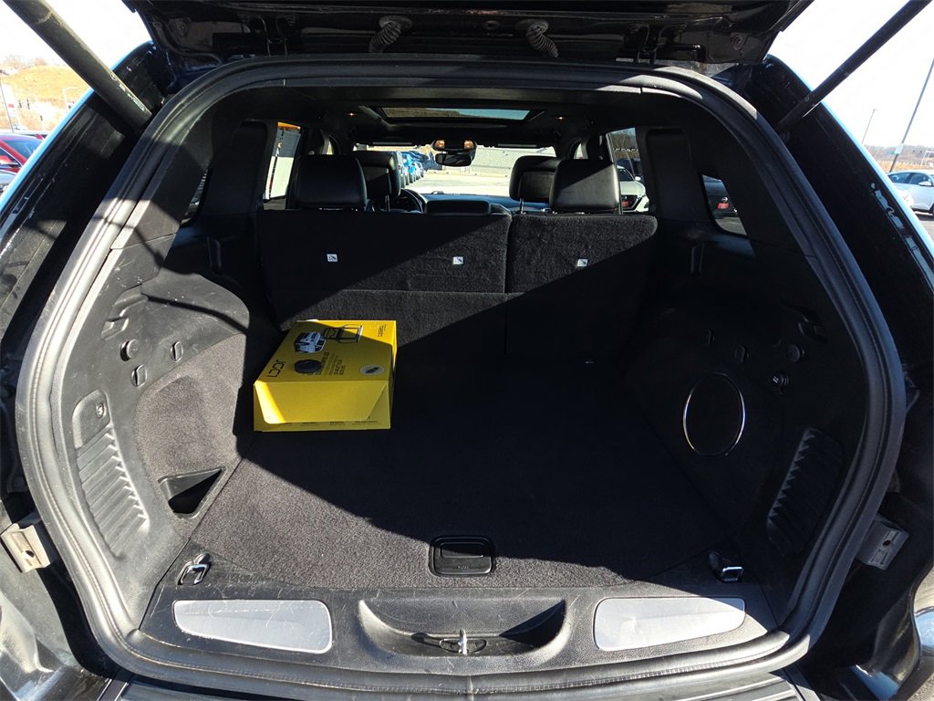 Used 2019 Jeep Grand Cherokee Limited X image 32