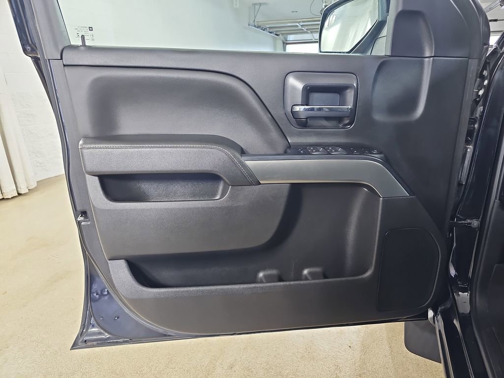 Certified 2018 Chevrolet Silverado 1500 LT w/ All Star Edition image 30