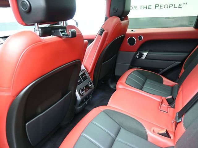 Used 2020 Land Rover Range Rover Sport HST image 23