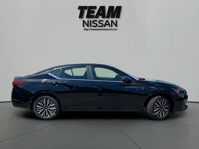 New 2026 Nissan Altima 2.5 SV AWD/4WD image 8