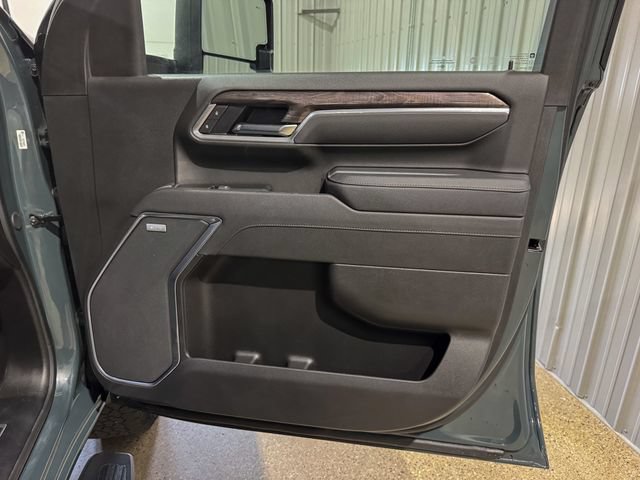 Used 2025 Chevrolet Silverado 2500 LTZ w/ Trail Boss Package AWD/4WD image 23