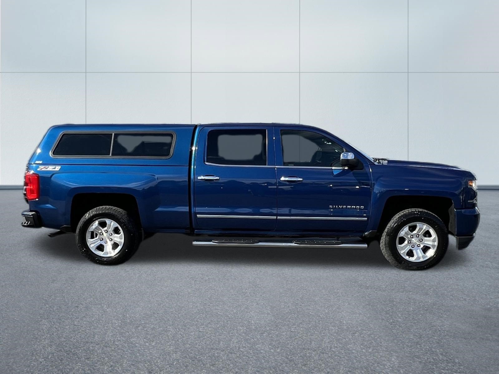 Used 2016 Chevrolet Silverado 1500 LTZ Z71 w/ LTZ Plus Package AWD/4WD image 7