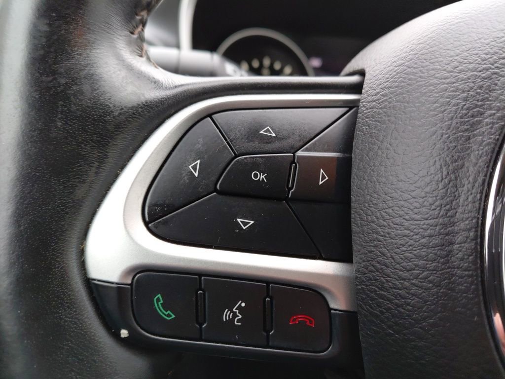 Used 2018 Jeep Compass Limited w/ Navigation Group image 33