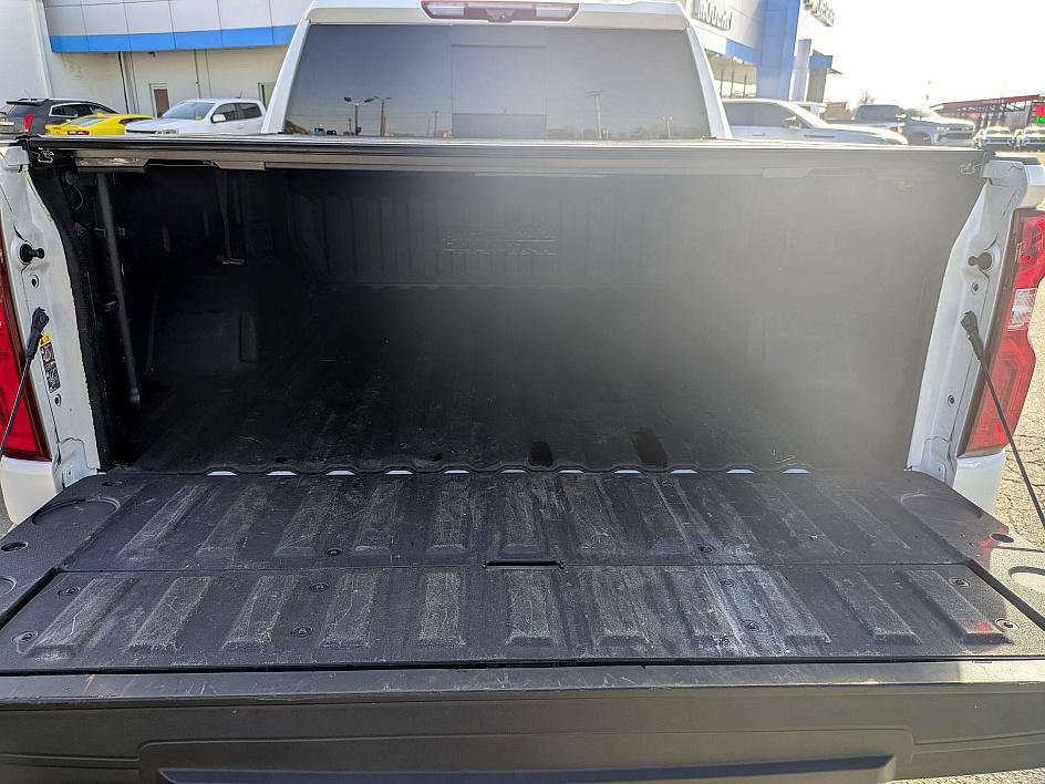 Used 2022 Chevrolet Silverado 1500 High Country w/ Technology Package image 28