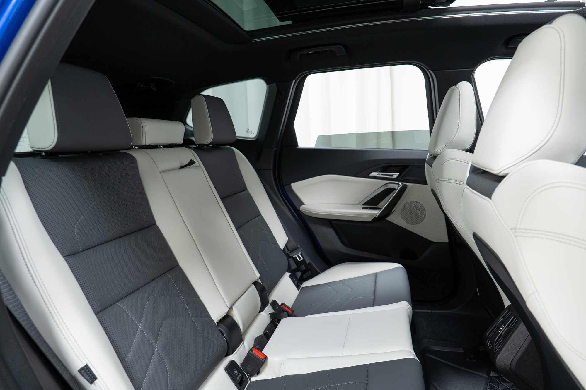 New 2026 BMW X1 xDrive28i w/ Technology Package image 24