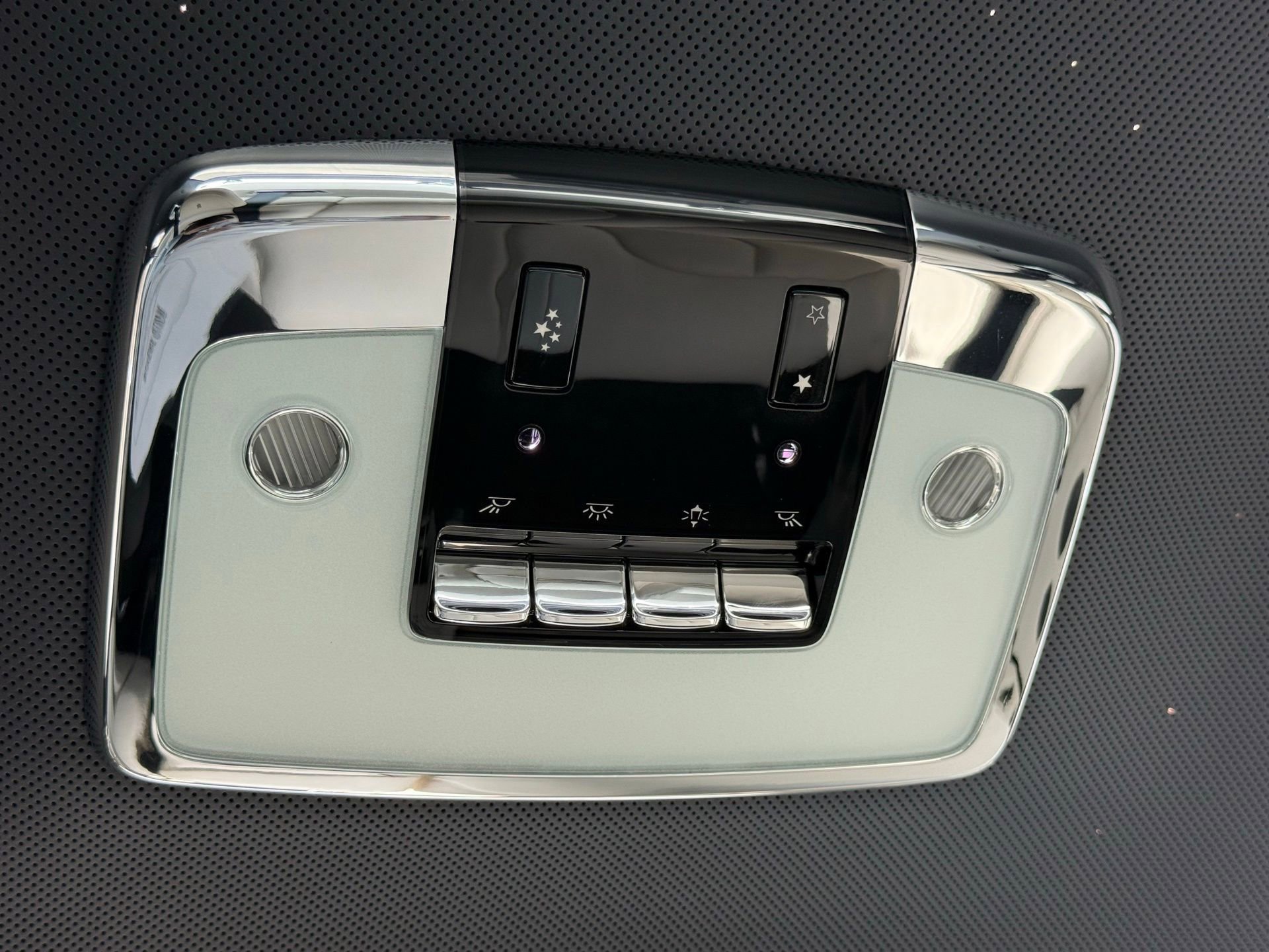 Used 2022 Rolls-Royce Ghost image 45