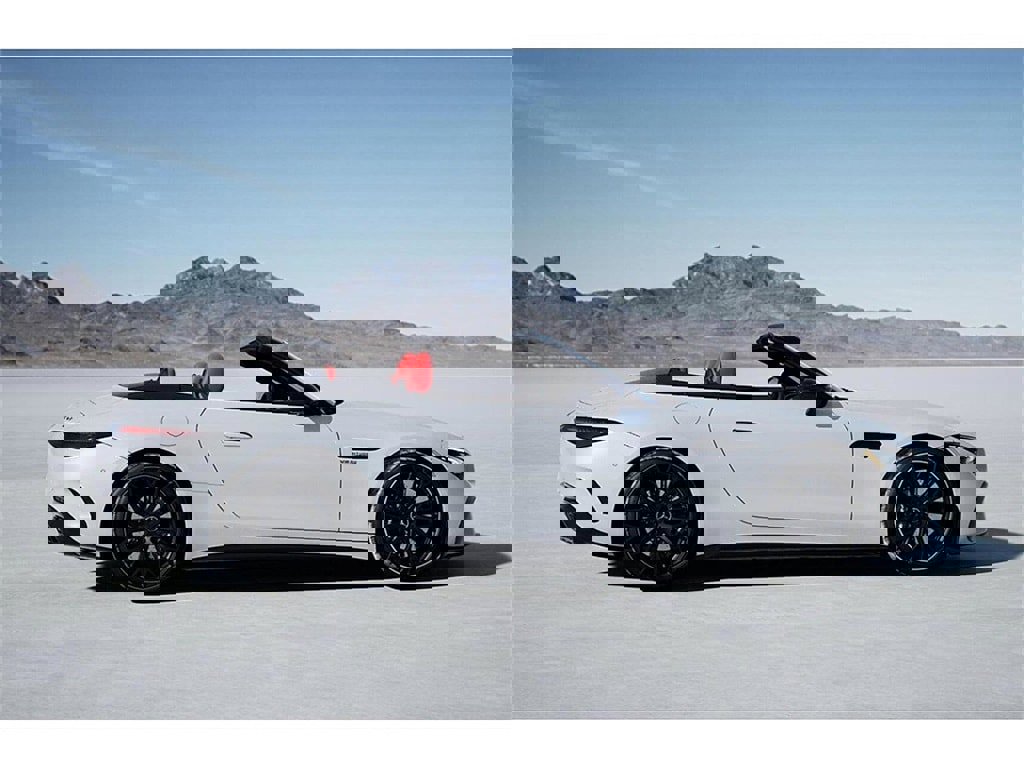 New 2026 Mercedes-Benz SL 63 AMG 4MATIC image 17