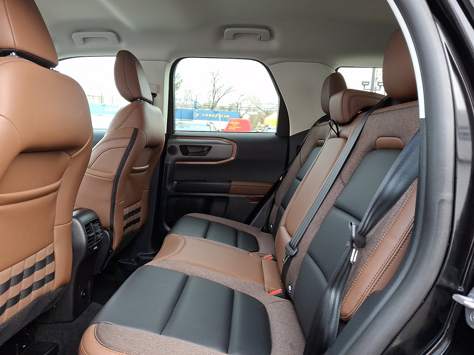 Used 2025 Ford Bronco Sport Outer Banks w/ Outer Banks Tech Package+ image 10