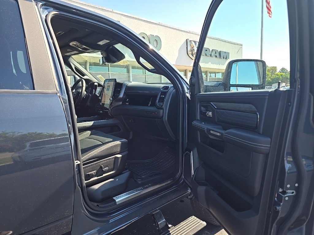New 2026 RAM 2500 Limited image 18