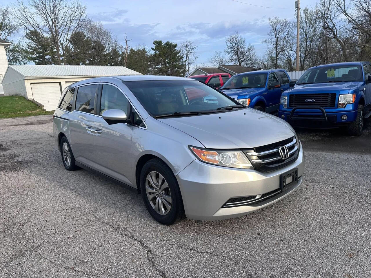 Used 2014 Honda Odyssey EX image 3