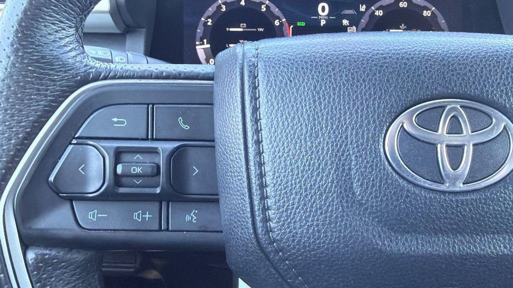 Used 2024 Toyota Tacoma PreRunner w/ TRD Prerunner Upgrade Package image 17