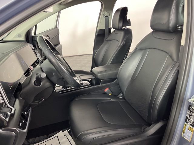 Used 2024 Kia Sportage EX image 18