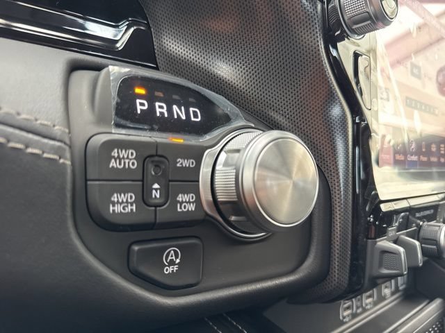 New 2026 RAM 1500 Limited w/ Trailer Tow Group AWD/4WD image 19