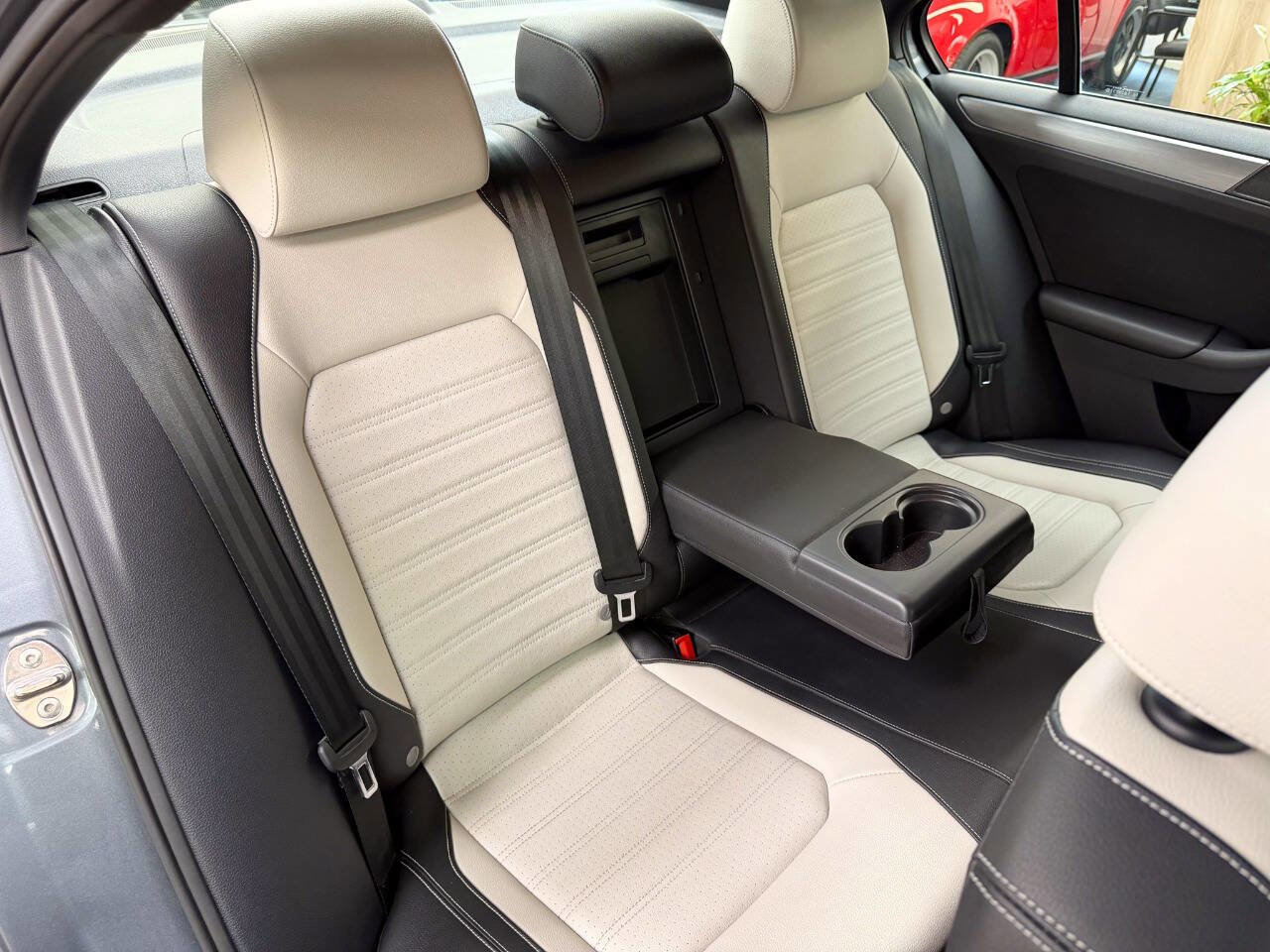 Used 2016 Volkswagen Jetta Sport image 61