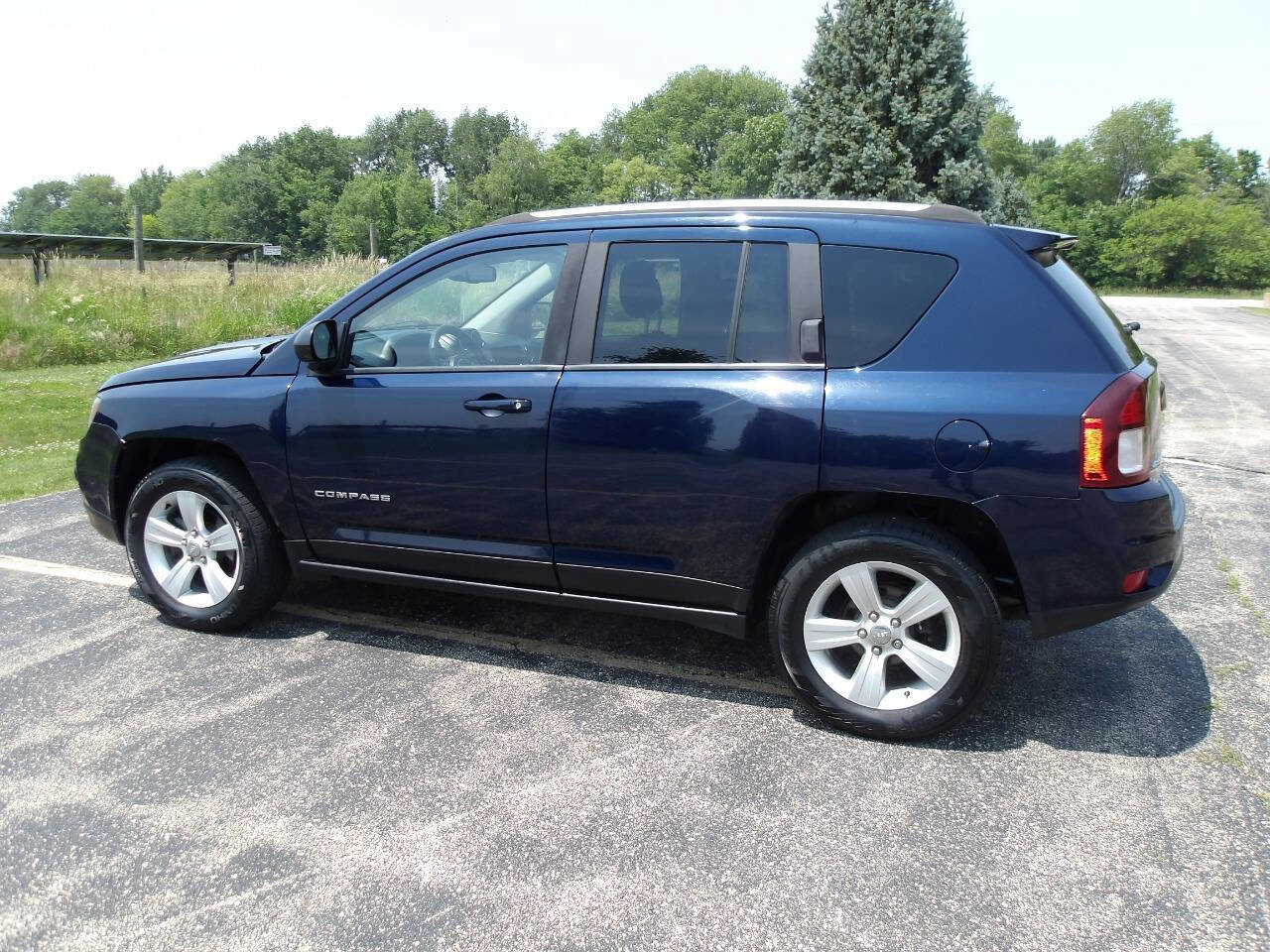 Used 2016 Jeep Compass Sport w/ Power Value Group image 10