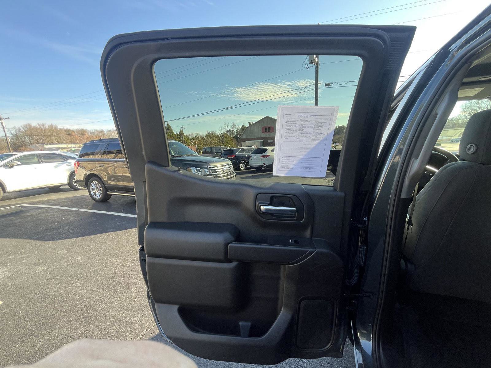 Used 2020 Chevrolet Silverado 1500 Custom Trail Boss w/ Custom Convenience Package image 19