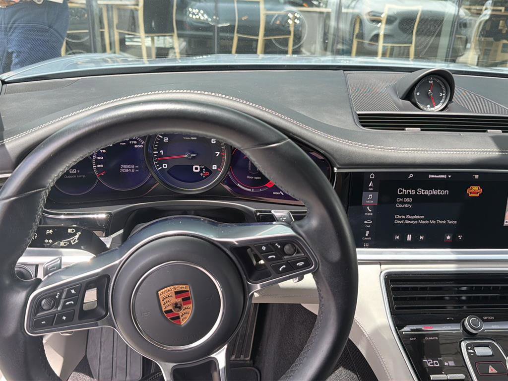 Used 2018 Porsche Panamera 4S AWD/4WD image 2