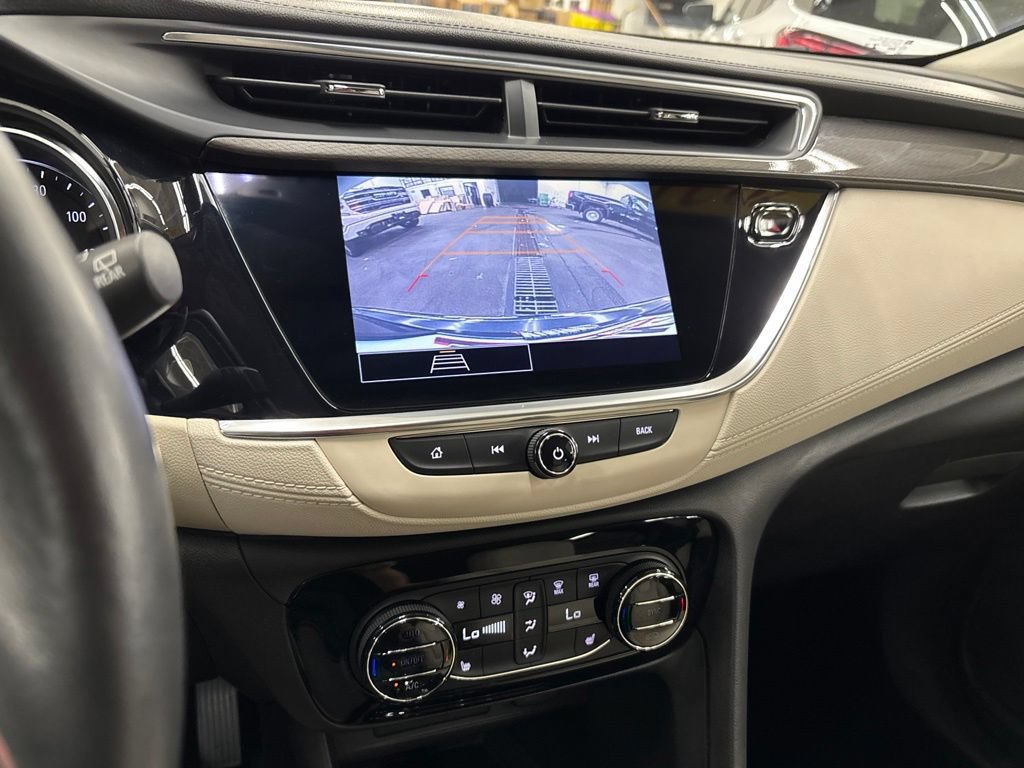 Used 2021 Buick Encore GX Essence FWD image 29