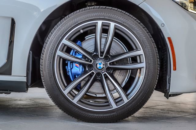 Used 2020 BMW 740i xDrive w/ M Sport Package image 16