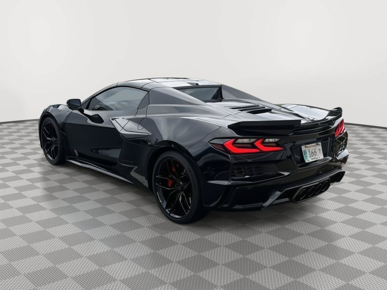 Used 2026 Chevrolet Corvette Z06 RWD image 12
