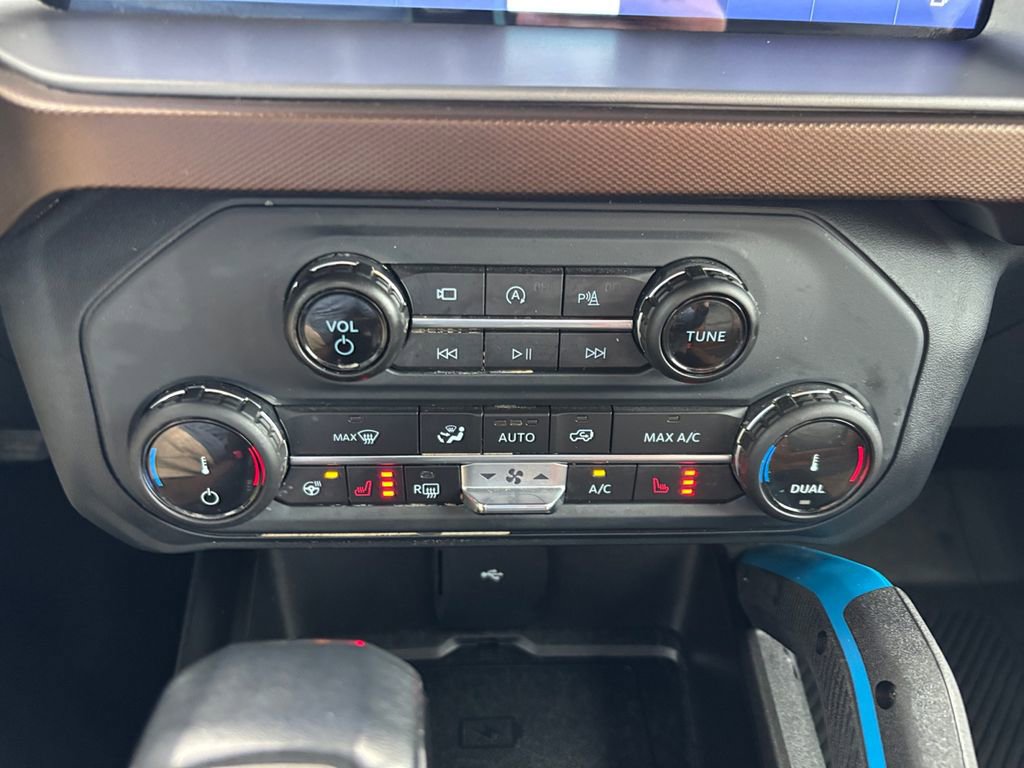 Used 2022 Ford Bronco Outer Banks image 35