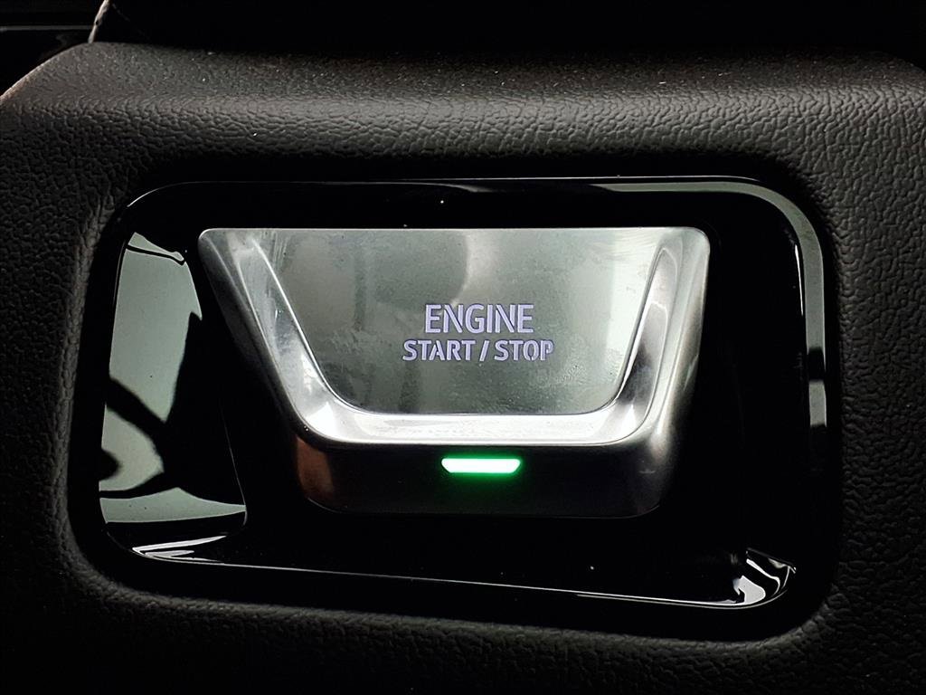 New 2026 GMC Yukon XL Denali w/ Sun & Power Step Package image 8