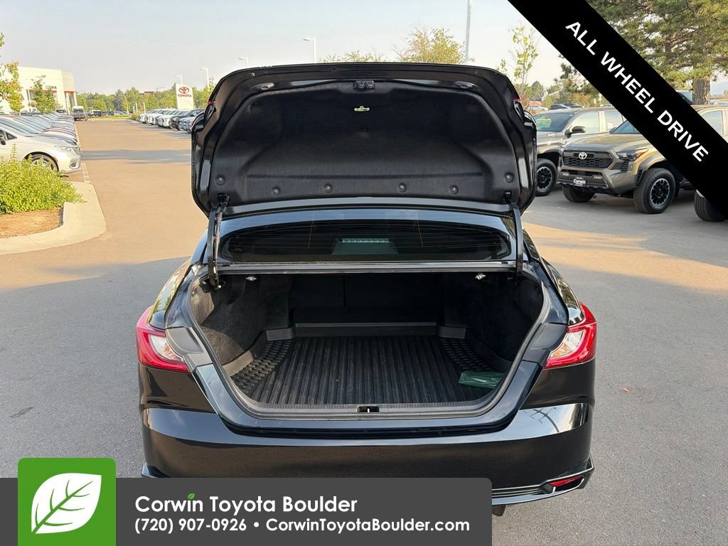 Used 2026 Toyota Camry Hybrid w/ Multimedia Upgrade Package AWD/4WD image 18