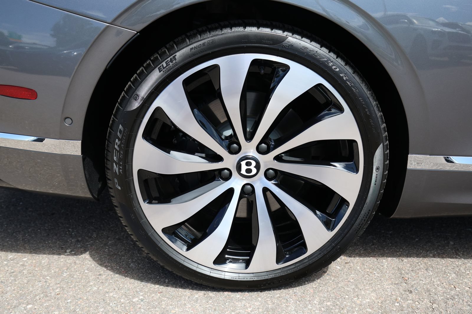Certified 2026 Bentley Continental GT Azure AWD/4WD image 16