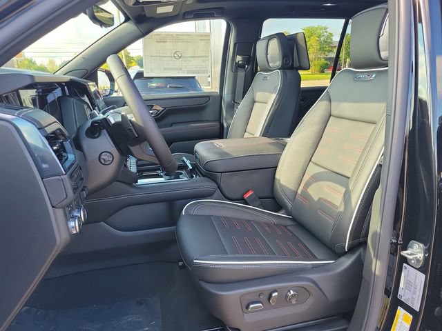 New 2026 GMC Yukon AT4 Ultimate AWD/4WD image 8