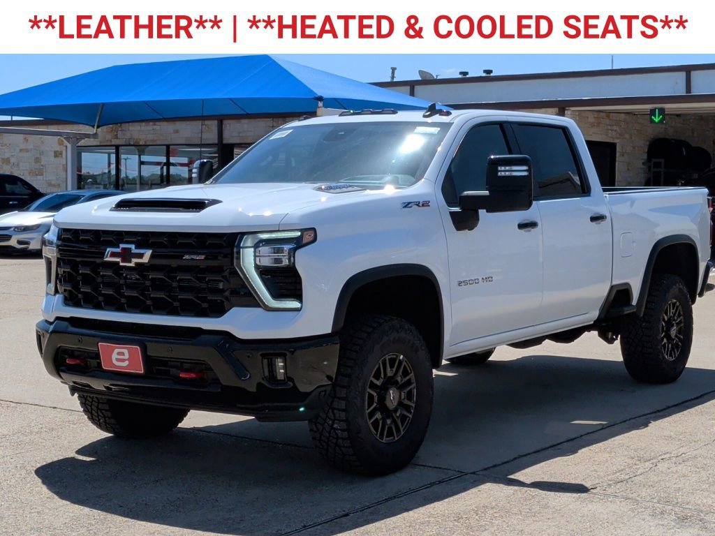 New 2026 Chevrolet Silverado 2500 ZR2 AWD/4WD image 3