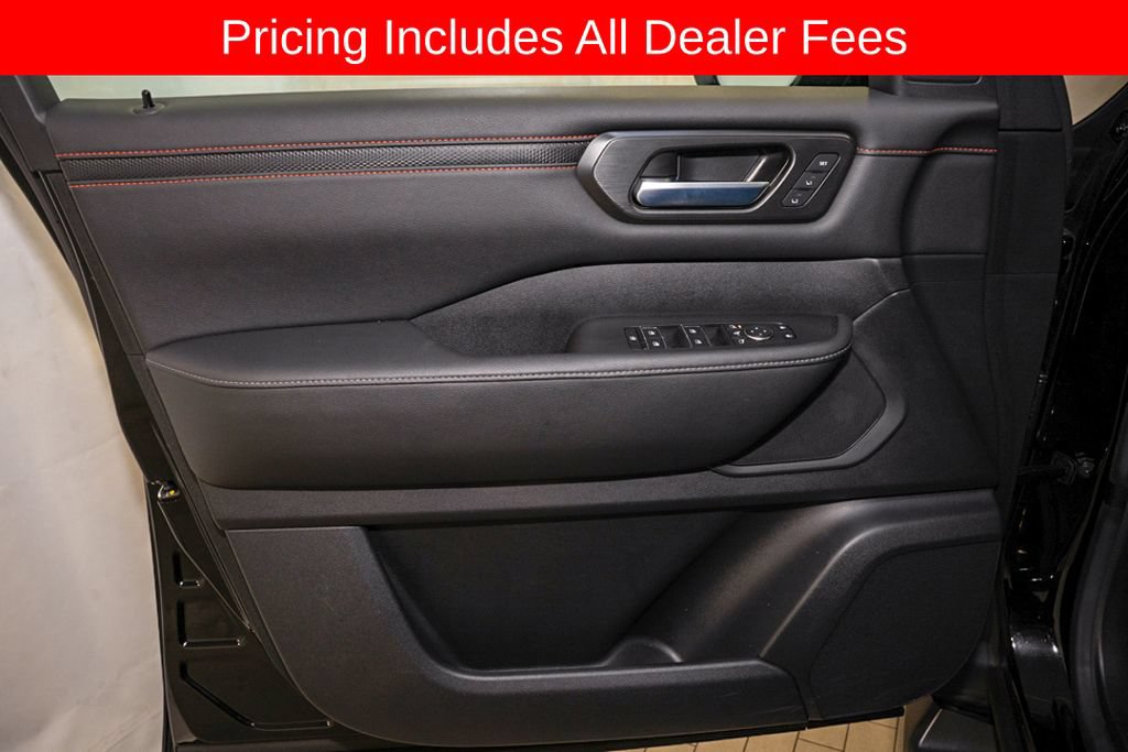 Certified 2025 Nissan Armada PRO-4X w/ Pro-4X Premium Package AWD/4WD image 14