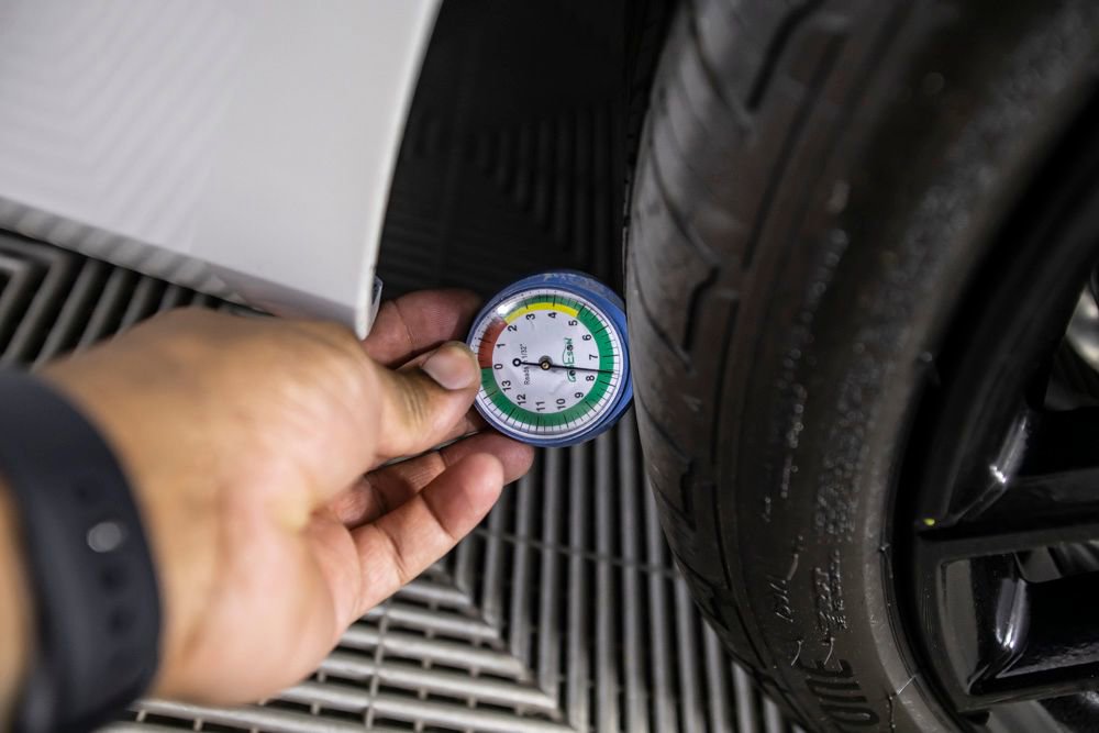 Used 2023 BMW M440i Convertible w/ Premium Package image 45