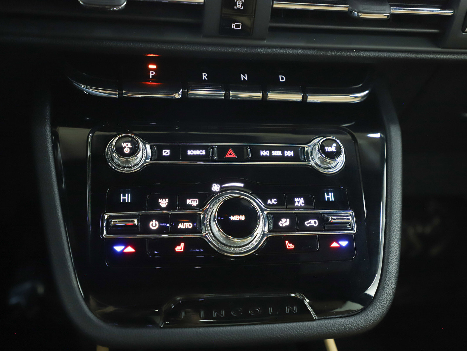 Used 2020 Lincoln Corsair Reserve image 25