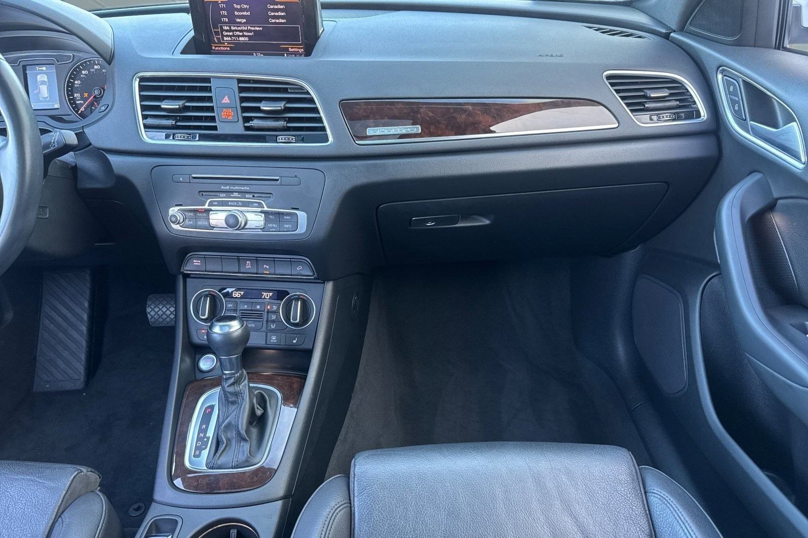 Used 2018 Audi Q3 2.0T Premium Plus w/ Premium Plus Package image 29