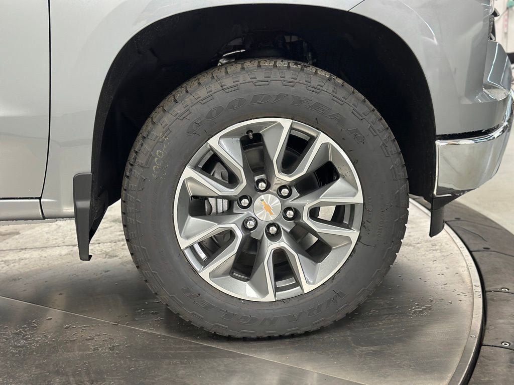 New 2026 Chevrolet Silverado 1500 LT AWD/4WD image 29