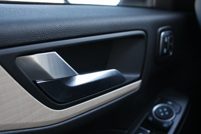 Used 2022 Ford Escape Titanium w/ Titanium Elite Package image 13