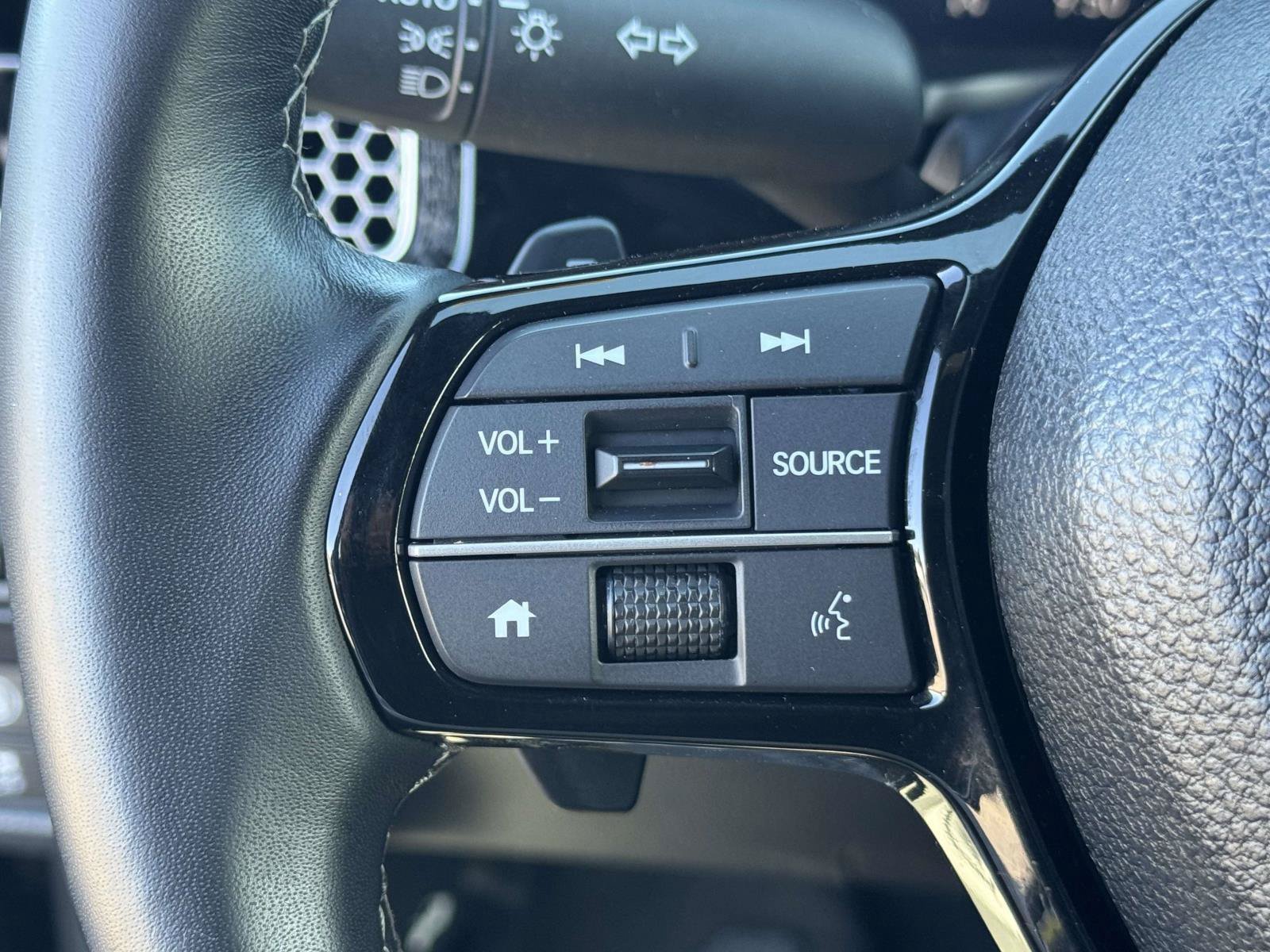 Used 2024 Honda Civic Sport image 9