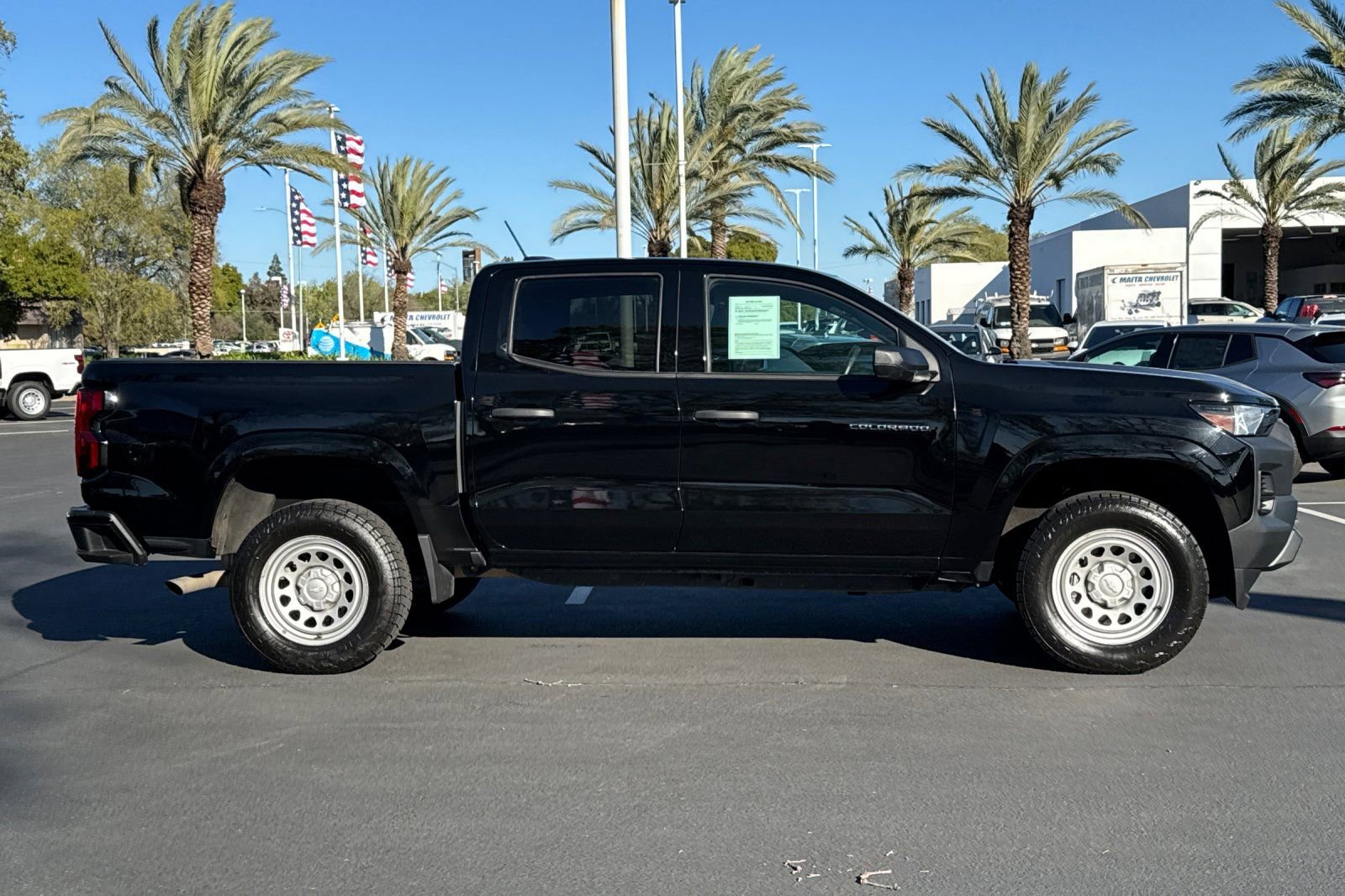 Certified 2023 Chevrolet Colorado W/T image 2
