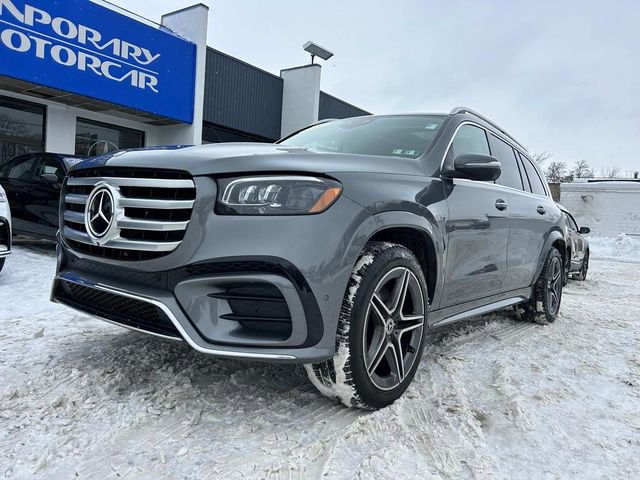 Used 2024 Mercedes-Benz GLS 450 4MATIC image 2