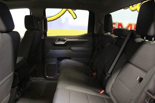 New 2026 GMC Sierra 1500 Elevation image 14