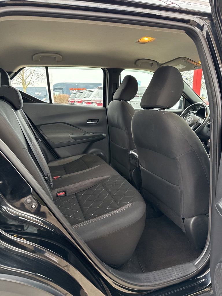 Used 2019 Nissan Kicks SV image 23