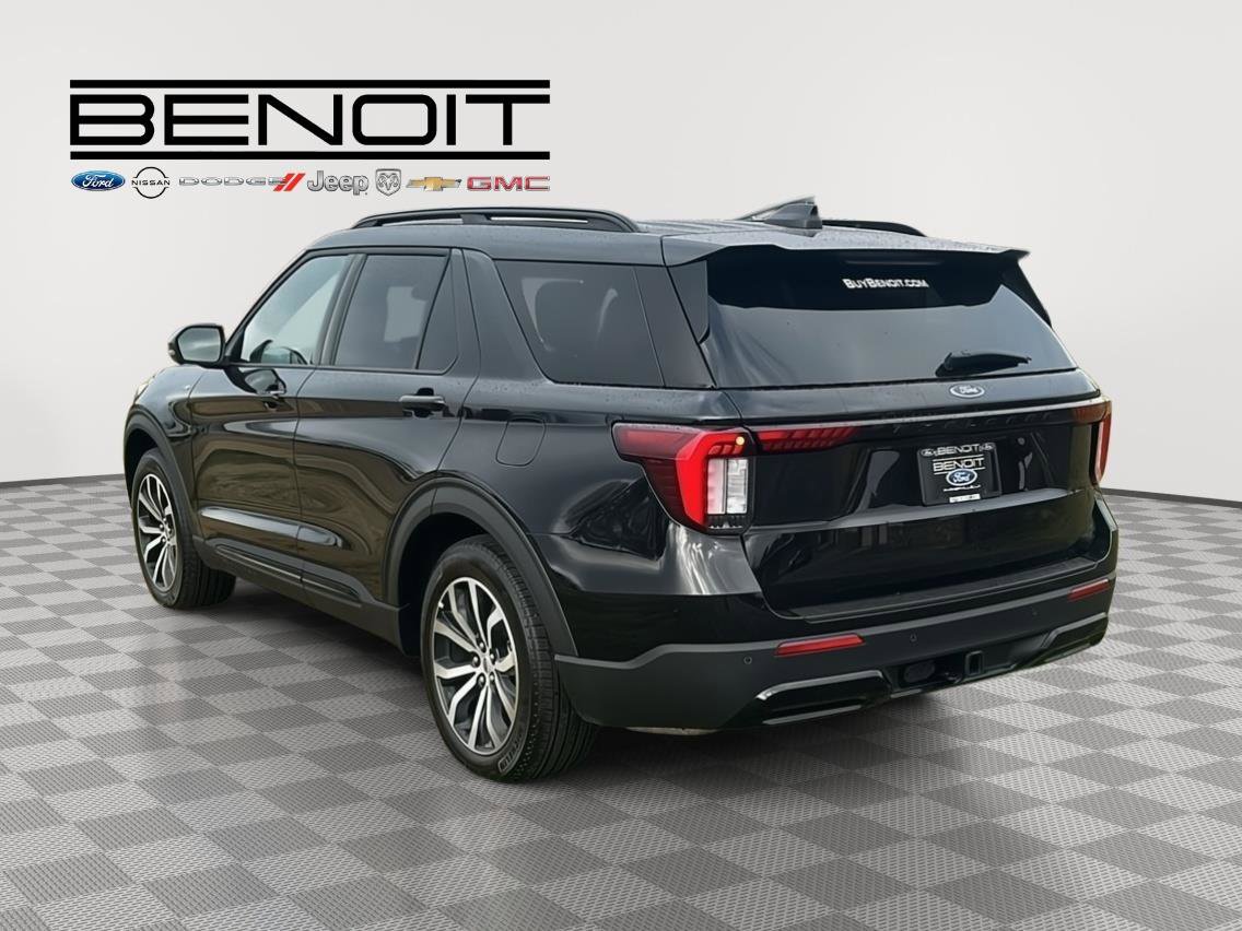 New 2026 Ford Explorer ST-Line image 7